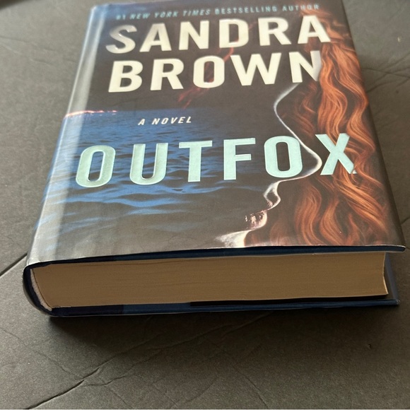 Outfox: A Novel by Sandra Brown | Fiction, Mystery, Romance | Hardcover Book - Picture 6 of 10